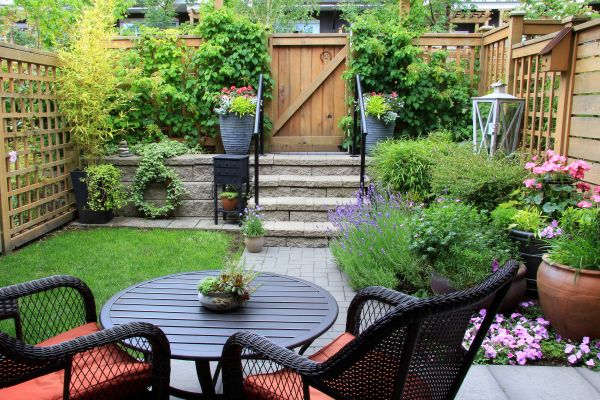 Small Yard Landscaping in Goodyear