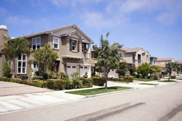 Neighborhood Landscaping in Goodyear