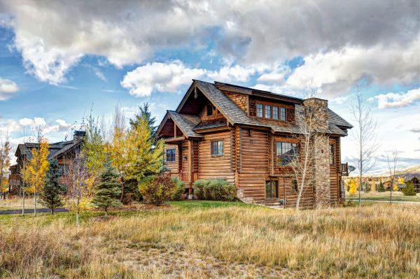Cabin Landscaping in Goodyear